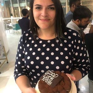 Meet your Posher, Noha